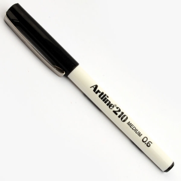 Agrandir l'image de Stylo feutre 0,6 mm noir - Art Line Image de Stylo feutre 0,6 mm noir - Art Line