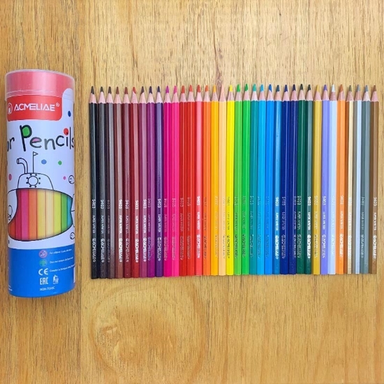 Picture of Acmeliae Hexagonal Colored Pencils 36 Colors - Round Tin Box - Model 9801-36