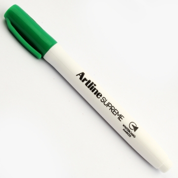 显示明细 绿色白板笔 圆头 1.5 毫米 – Artline Supreme 型号 EPF507 图片 绿色白板笔 圆头 1.5 毫米 – Artline Supreme 型号 EPF507