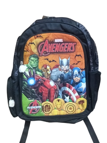 Imagen de Mochila escolar Avengers 3 compartimentos con cremallera 16 litros